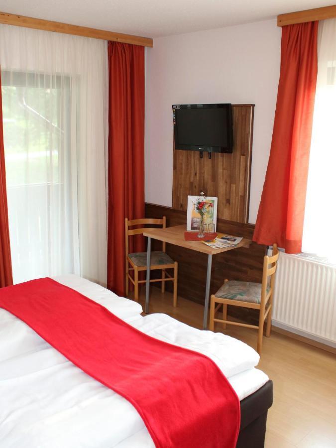 Alpenhotel & Aparthotel Lanz Hohentauern Δωμάτιο φωτογραφία